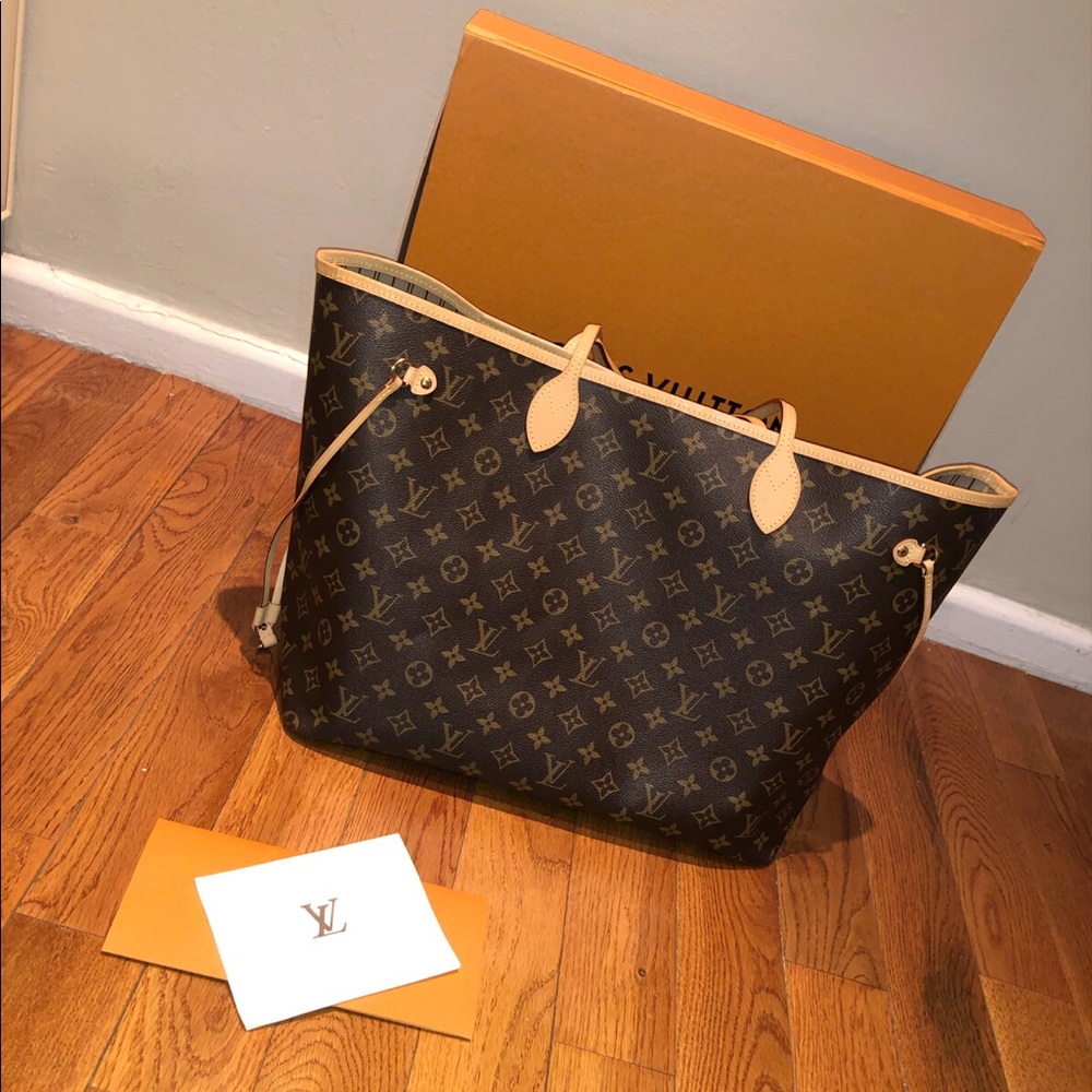 Louis Vuitton Monogram Neverfull GM Tote Bag